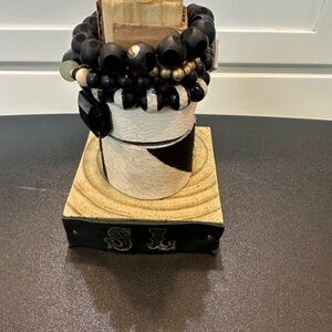 Black and Gold Beaded Bracelet Set